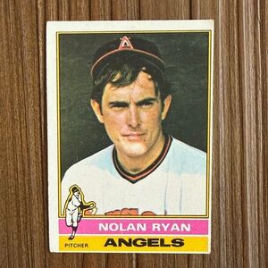 1976 NOLAN RYAN Topps baseball card #330